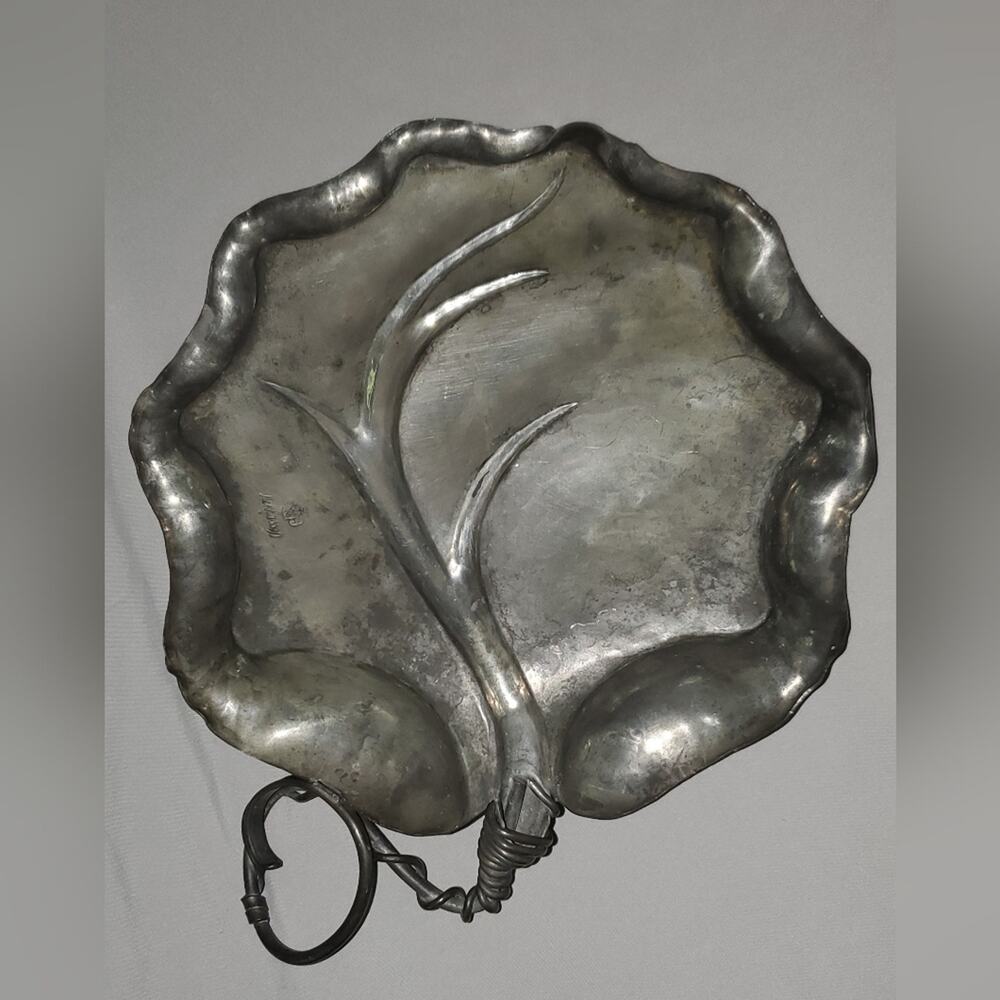 Vintage S.NEKRASSOFF Hammered Pewter Leaf Serving Plate 11" x 9.5"